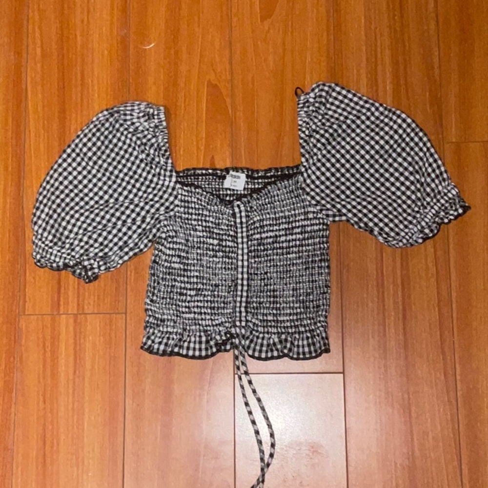 Cotton On crop top
